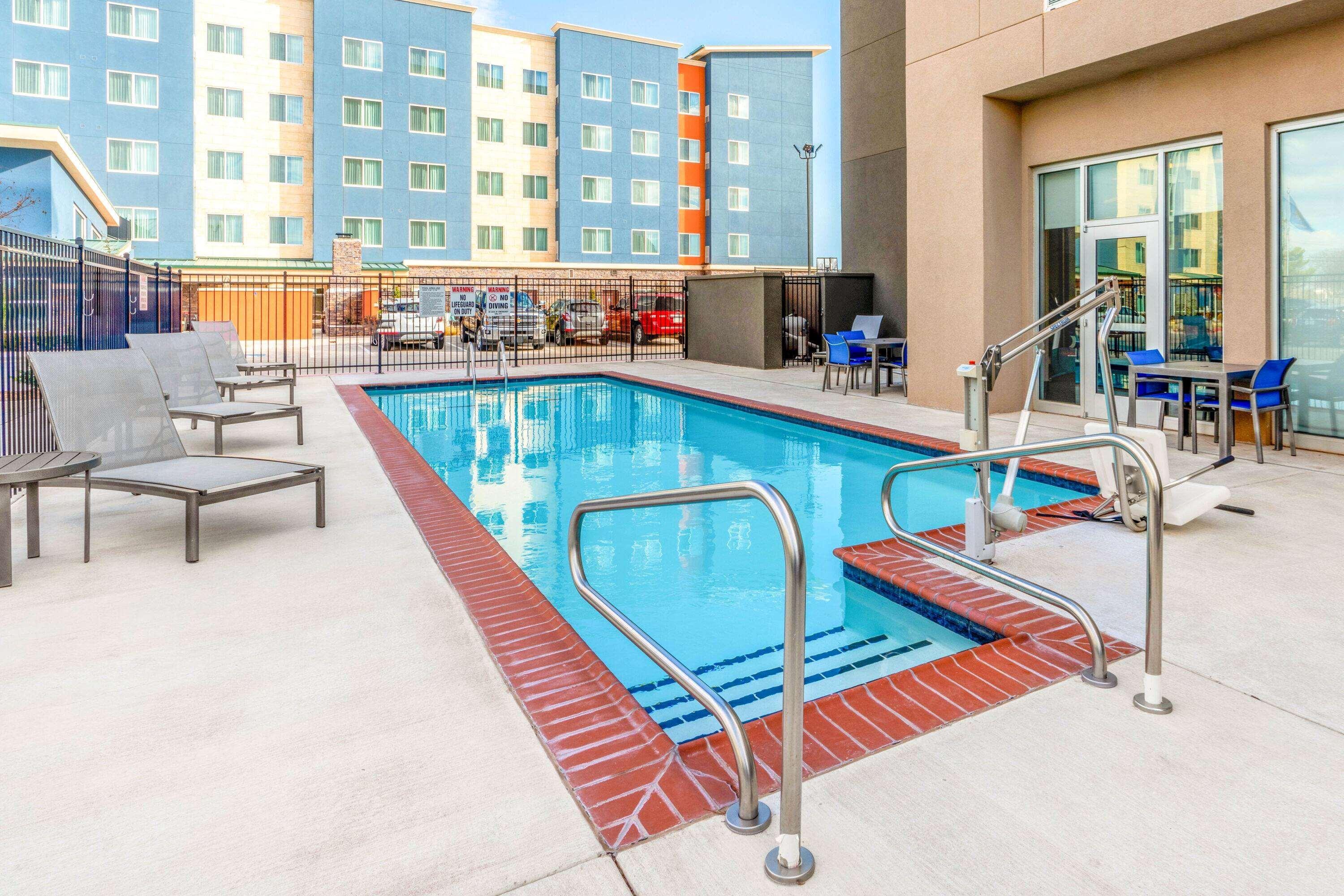 La Quinta By Wyndham Oklahoma City Airport Extérieur photo